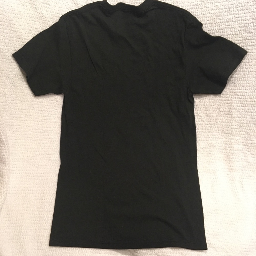 SOLD✨NWOT Marvel Avengers T-Shirt - Picture 4 of 4